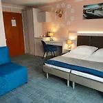 Dora - Centrum, Podgrzewany Basen 5m X 10m, Plac Zabaw, Parking *