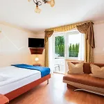 Dora - Centrum, Podgrzewany Basen 5m X 10m, Plac Zabaw, Parking *