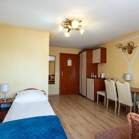 Вилла Villa Dora - Centrum, Basen 5M X 10M, Plac Zabaw, Parking