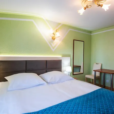 Villa Dora - Centrum, Basen 5M X 10M, Plac Zabaw, Parking