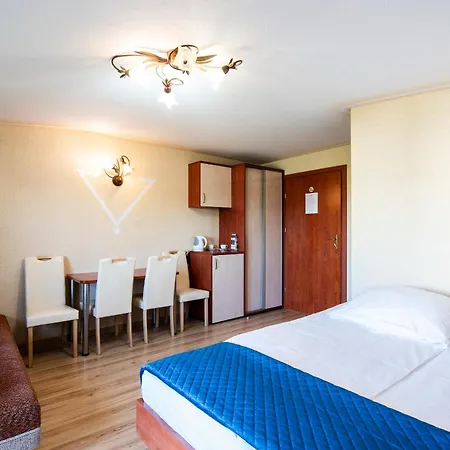 Villa Dora - Centrum,Basen Podgrzewany,Jacuzzi Sauna, Plac Zabaw, Parking Villa
