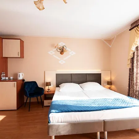 Villa Dora - Centrum, Basen 5M X 10M, Plac Zabaw, Parking