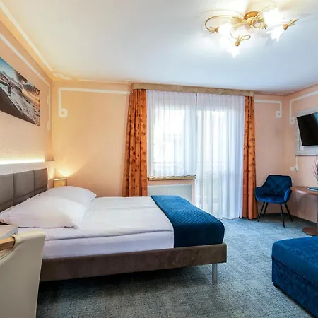 Dora - Centrum, Podgrzewany Basen 5m X 10m, Plac Zabaw, Parking * Mielno (Koszalin)