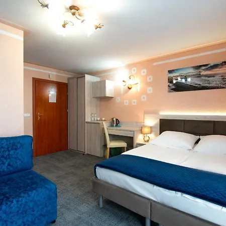 Villa Dora - Centrum, Basen 5M X 10M, Plac Zabaw, Parking וילה *