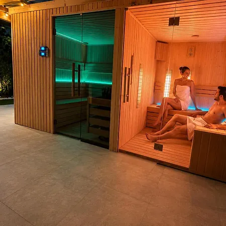 Villa Dora - Centrum,Basen Podgrzewany,Jacuzzi Sauna, Plac Zabaw, Parking Mielno (Koszalin)