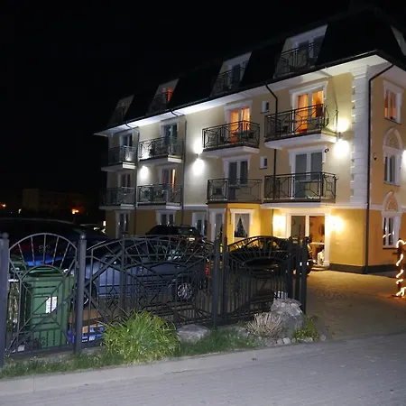 Villa Dora - Centrum,Basen Podgrzewany,Jacuzzi Sauna, Plac Zabaw, Parking * Mielno (Koszalin)