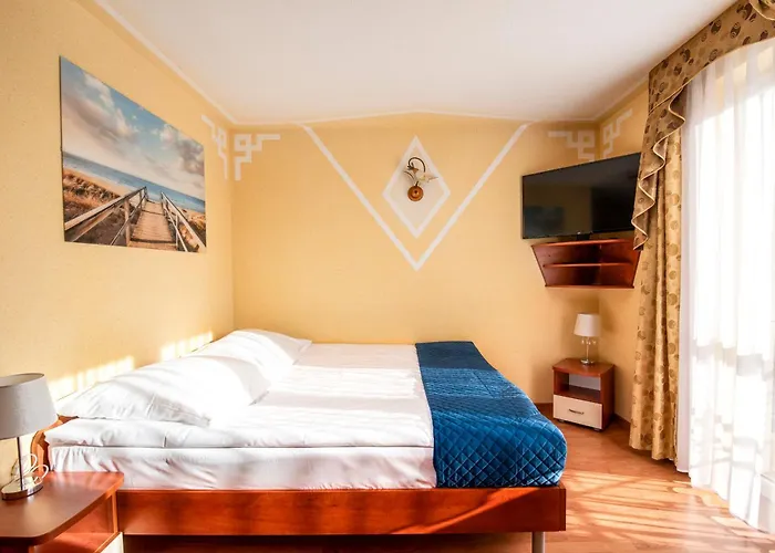 Villa Dora - Centrum, Podgrzewany Basen 5m X 10m, Plac Zabaw, Parking Mielno (Koszalin)