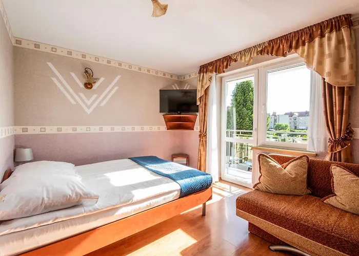 Dora - Centrum, Podgrzewany Basen 5m X 10m, Plac Zabaw, Parking Mielno (Koszalin)